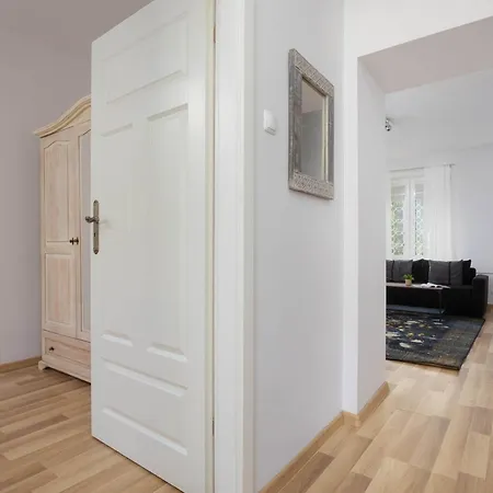 Waszyngtona Elegant By Renters Apartment *